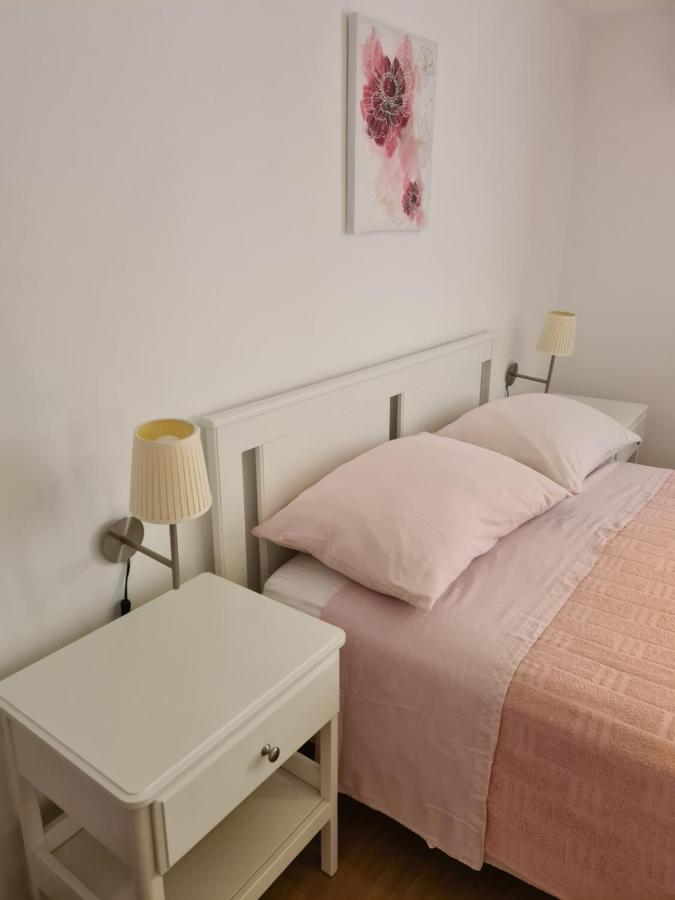 Volmefamily Appartement Pula Buitenkant foto