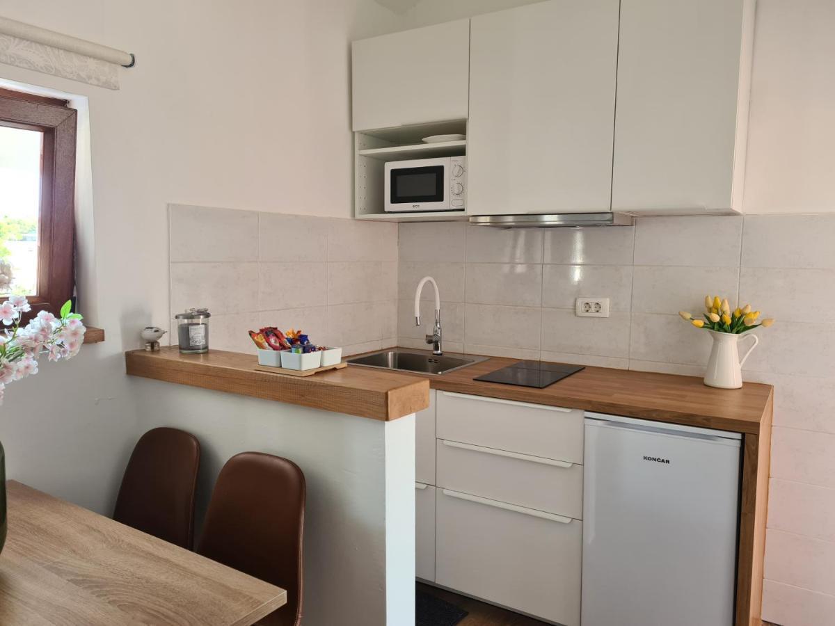 Volmefamily Appartement Pula Buitenkant foto