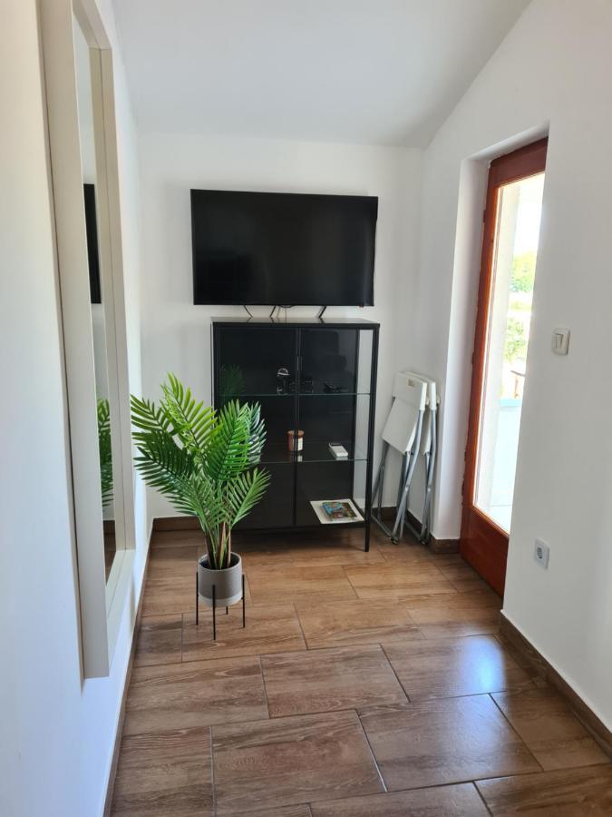 Volmefamily Appartement Pula Buitenkant foto