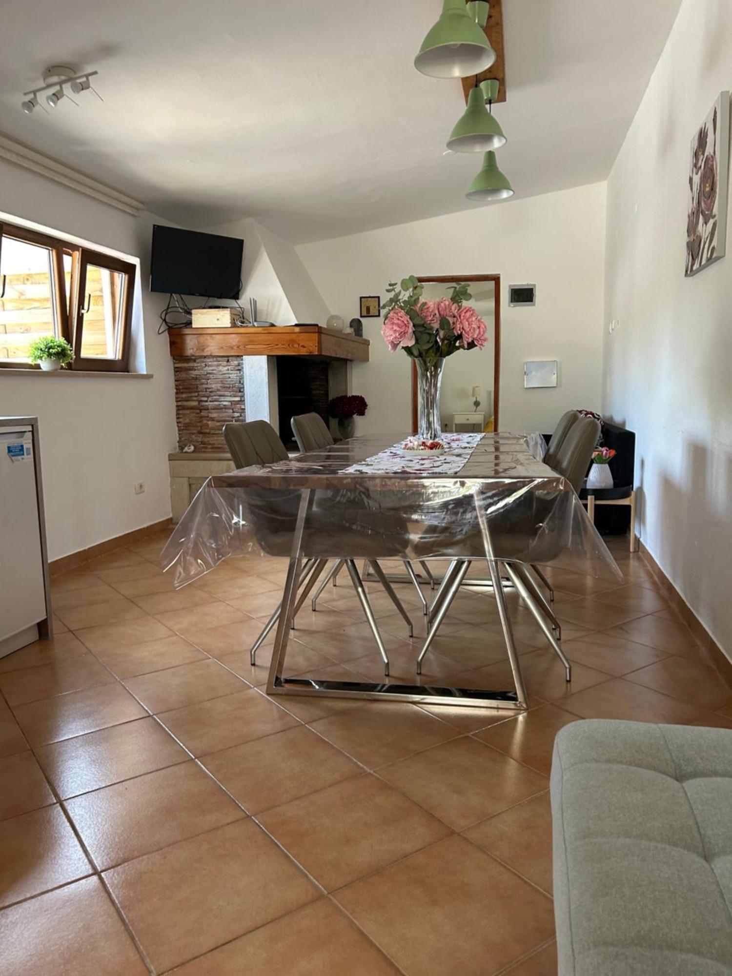 Volmefamily Appartement Pula Buitenkant foto